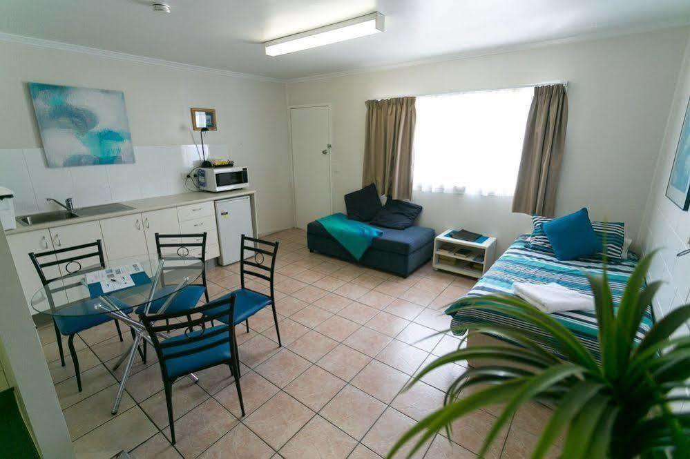 Spot Motel 3*